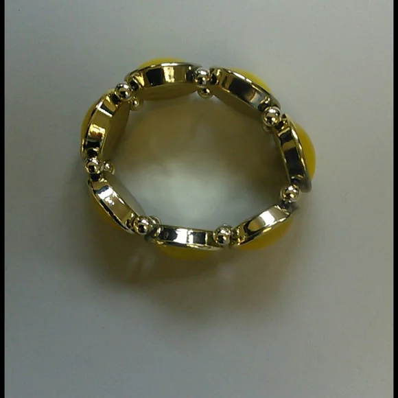 Yellow stone stretch bracelet - Picture 2 of 4